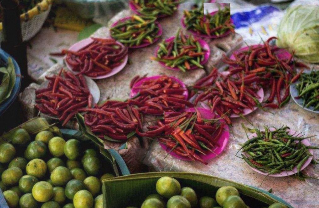 Panier de courses avec des produits alimentaires